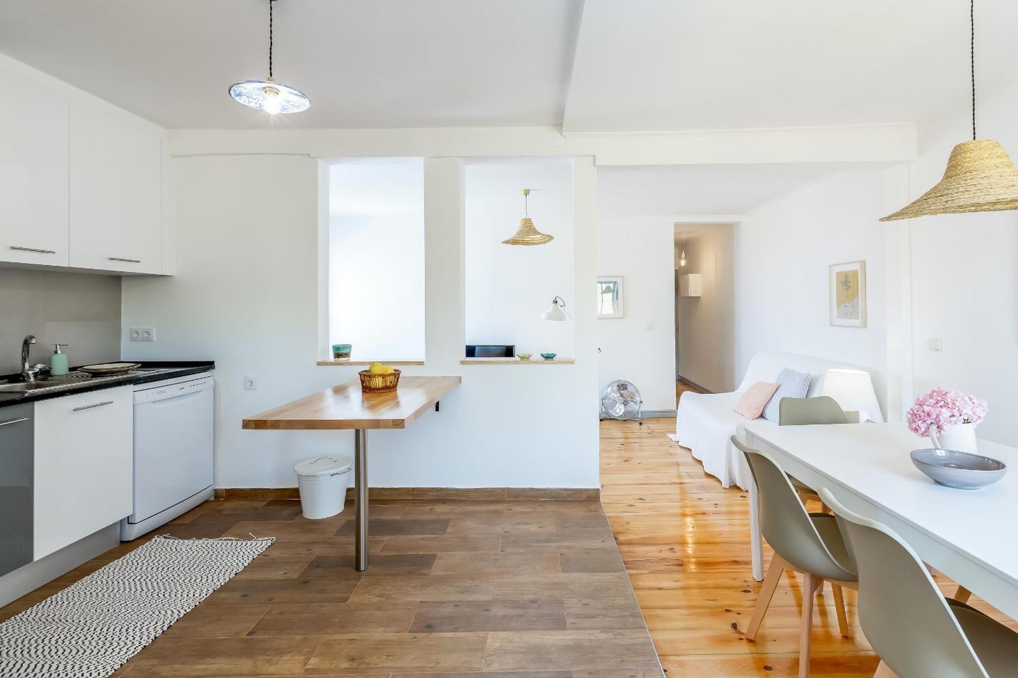 Apartment Alfama With Open Air - Up To 30 Guests